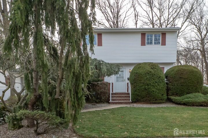 Property Photo:  17 Rittner Lane  NJ 08857 