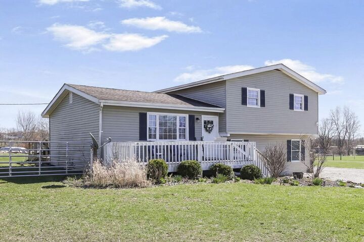 Property Photo:  25864 Shoemaker Road  OH 43113 