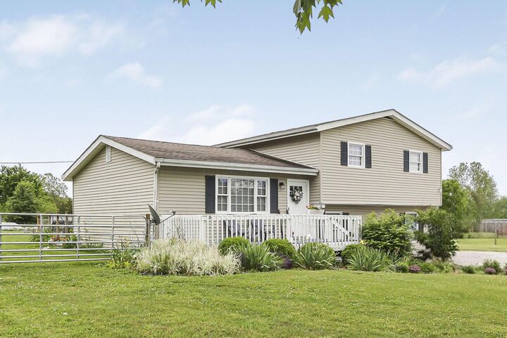 Property Photo:  25864 Shoemaker Road  OH 43113 