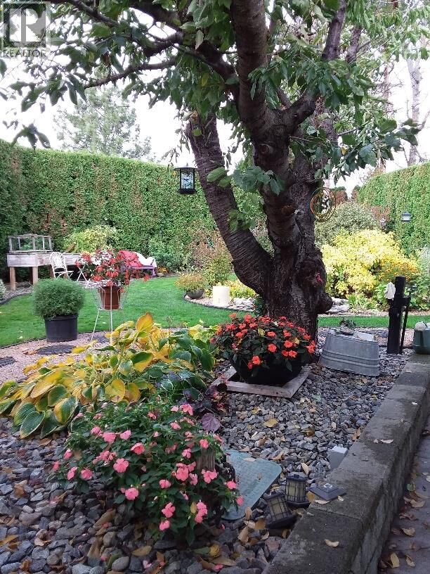 Property Photo: 415 Commonwealth Road 348 BC V4V 1P4
