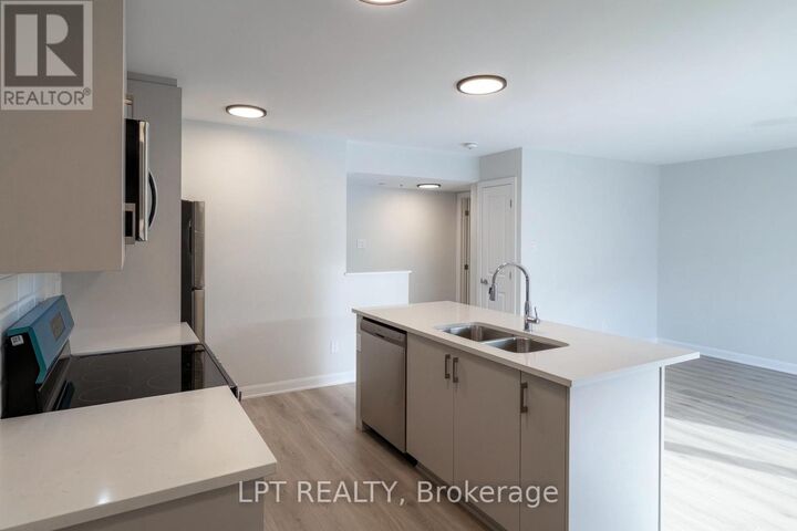 Property Photo:  401 Glenroy Gilbert Drive 20  ON K2J 5W2 