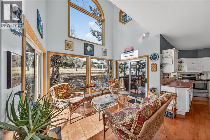 Property Photo: 4529 Columbia Place BC V0B 1L2
