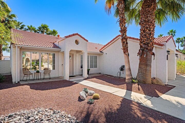 Property Photo:  47190 Sand Sage Court  CA 92260 