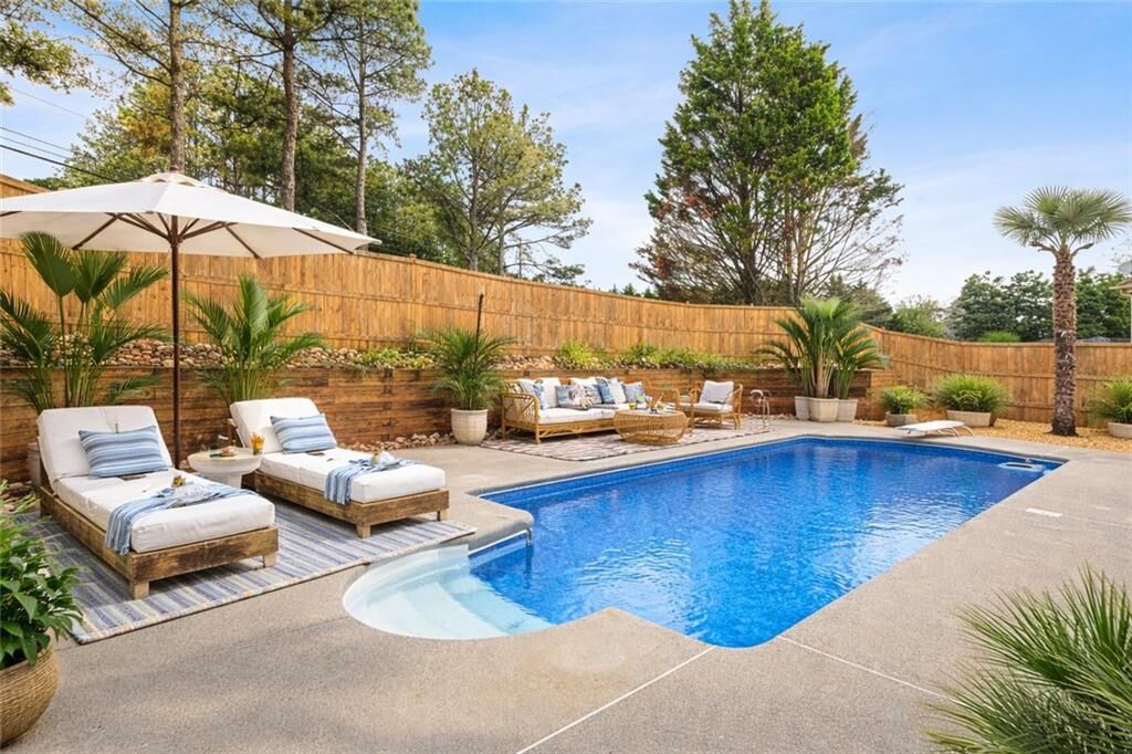 Property Photo:  1564 Ember Oaks Circle  GA 30127 