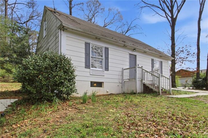 Property Photo: 2366 Flint Rock Road GA 30087