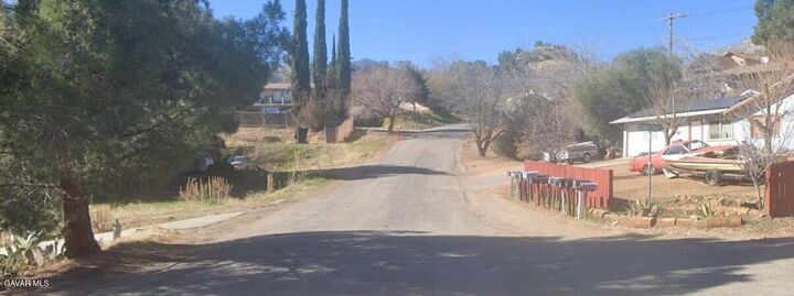 Property Photo: 661 Sierra Vista Drive CA 93285