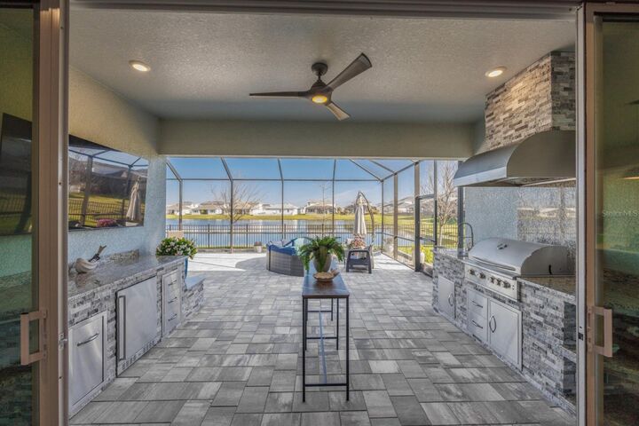 Property Photo:  8462 Ivy Stark Boulevard  FL 33545 