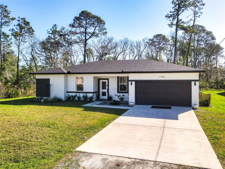 Property Photo: 1785 9th Avenue FL 32724