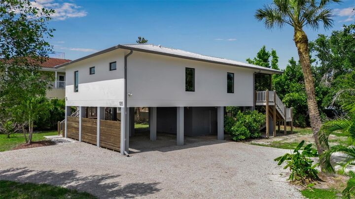 Property Photo:  105 Shore Road  FL 34275 