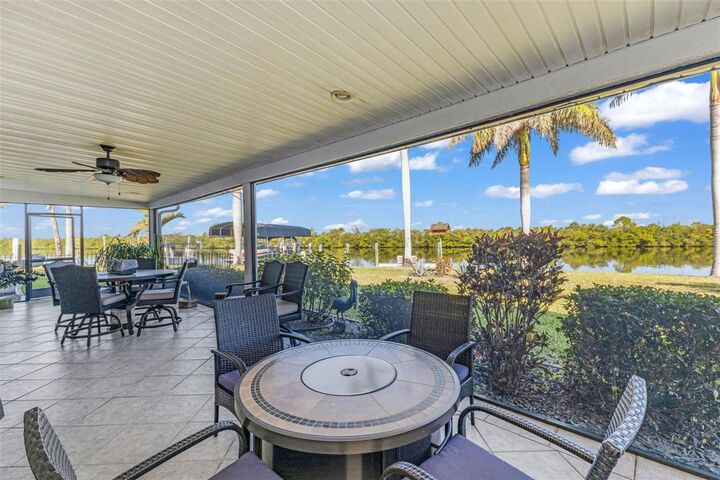 Property Photo:  138 Colonial Street SW  FL 33952 