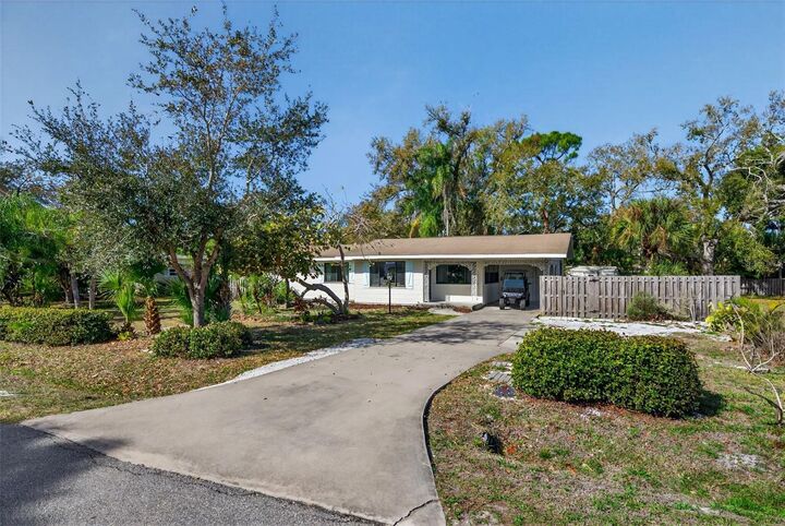 Property Photo: 6338 Beechwood Avenue FL 34231