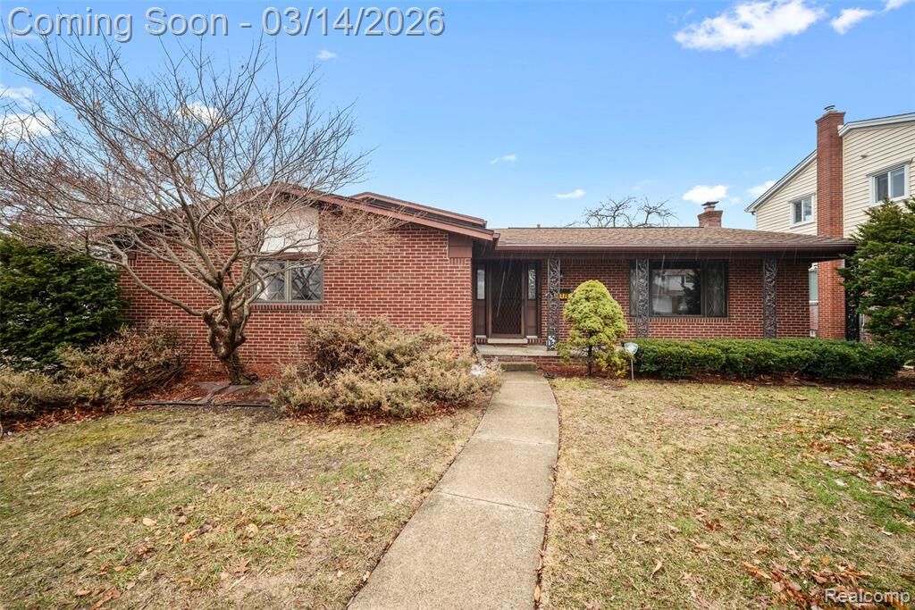 Property Photo: 14176 Hubbard Street MI 48154 4160