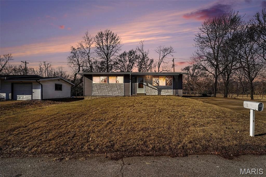 Property Photo: 10515 Alliance Drive MO 63136