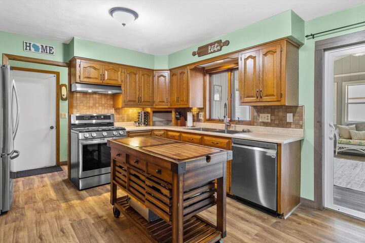 Property Photo: 817 W Milwaukee St WI 53549