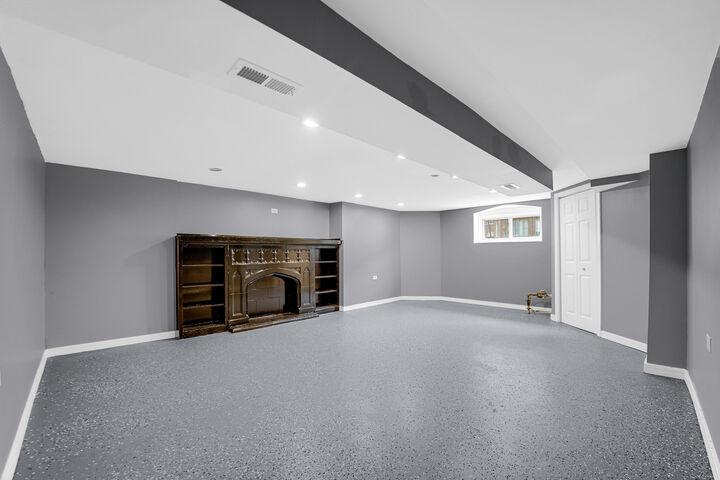 Property Photo:  7829 S Winchester Avenue  IL 60620 