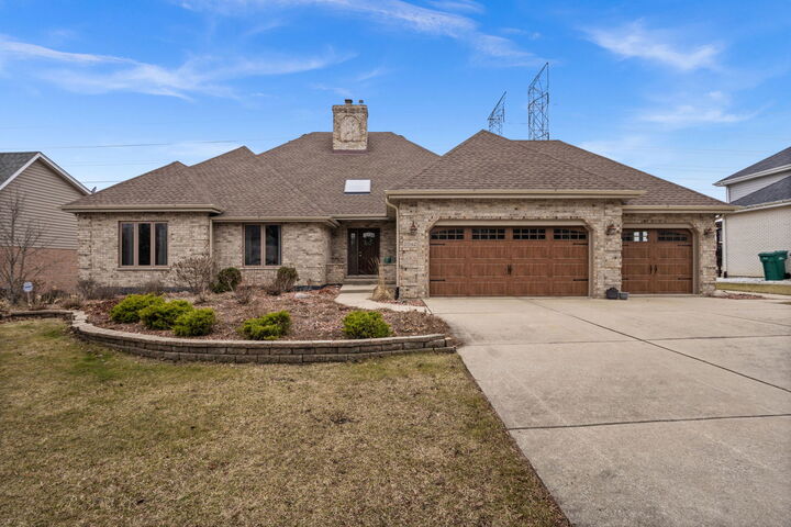 Property Photo:  11042 Mayflower Lane  IL 60467 