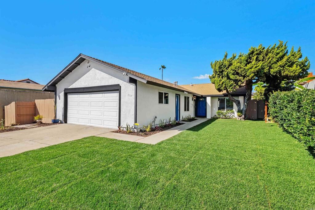 Property Photo:  3021 Sabina Drive  CA 92139 