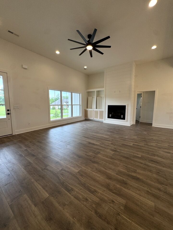 Property Photo:  169 Hancock Dr  TN 37357 