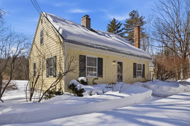 Property Photo:  127 Prospect Hill Road  NH 03782 