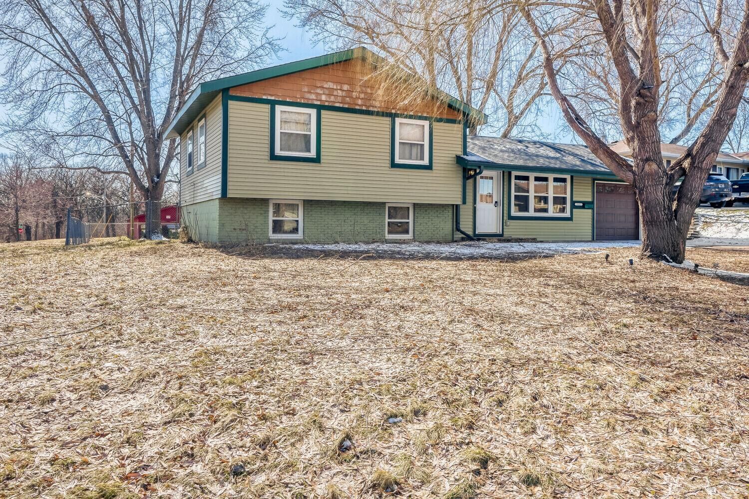 Property Photo:  532 17th Street E  MN 55033 