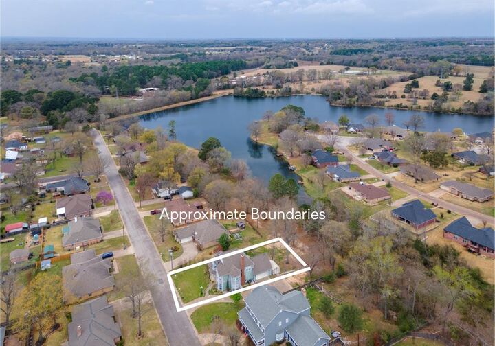 Property Photo:  140 Pat Drive  TX 75773 