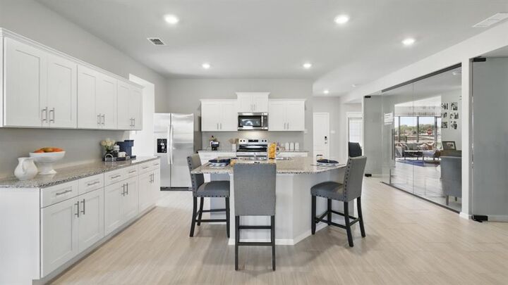 Property Photo:  402 Blanco Drive  TX 76020 