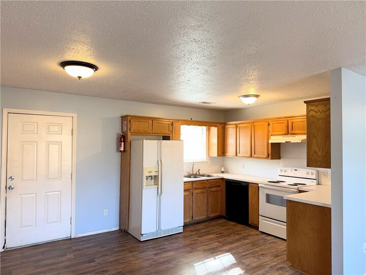 Property Photo:  1801 W Cline Street  AR 72830 