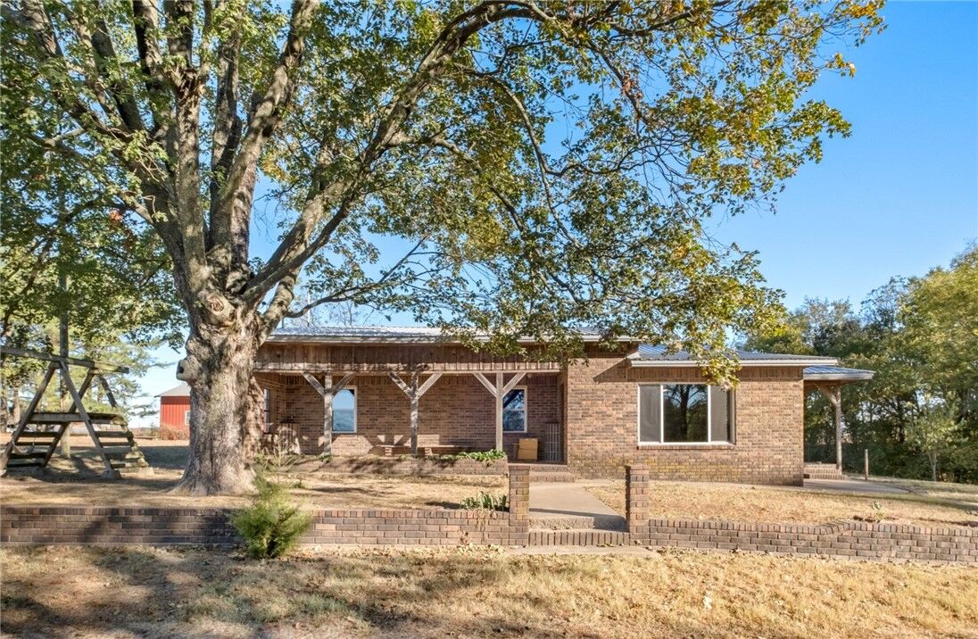 Property Photo:  12650 Scates Road  AR 72747 