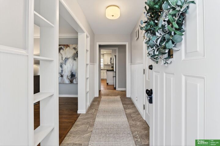 Property Photo: 7801 Hickory Circle NE 68124