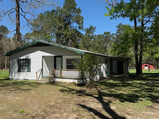 Property Photo:  121 Nathan Ladner Rd  LA 70634 