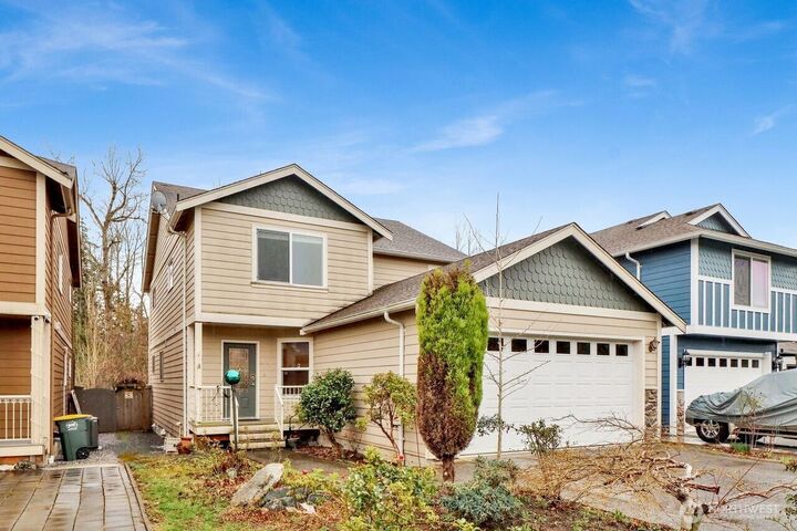 Property Photo:  814 E Kellogg Road  WA 98226 