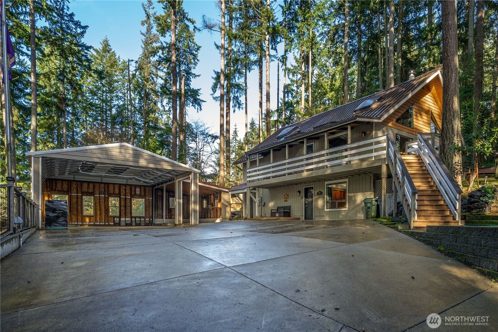 Property Photo:  6019  Alameda Ave  W  WA 98467 