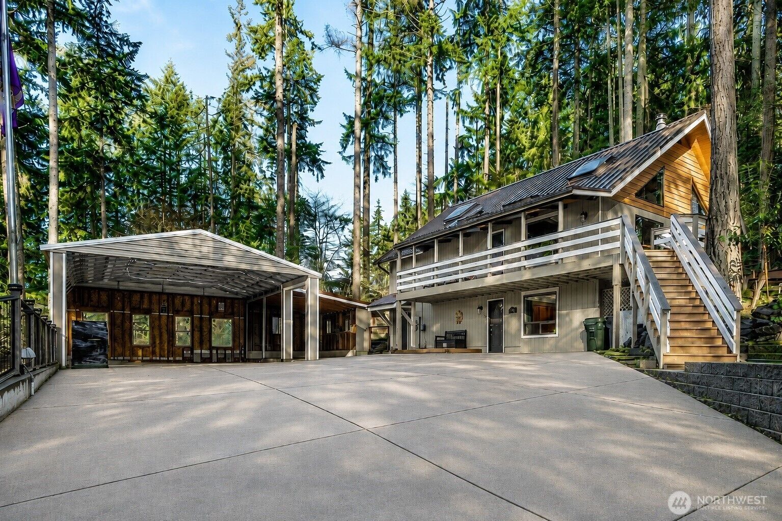 Property Photo:  6019  Alameda Ave  W  WA 98467 