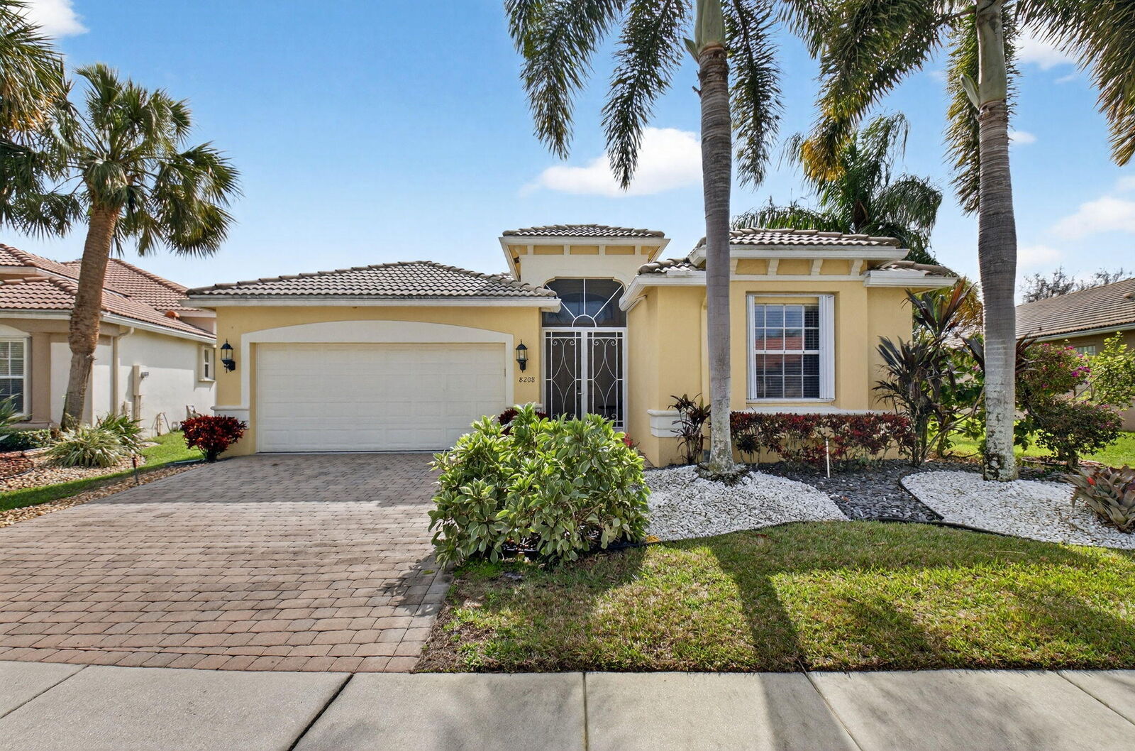 Property Photo:  8208 Parini Way  FL 33467 