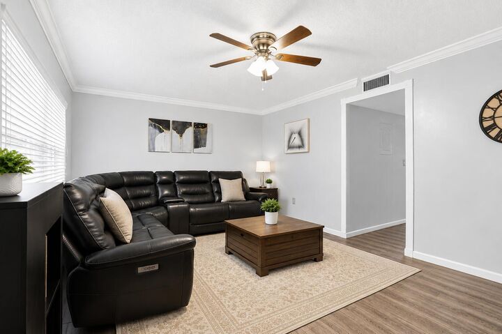 Property Photo: 9050 NW 28th Street 123 FL 33065