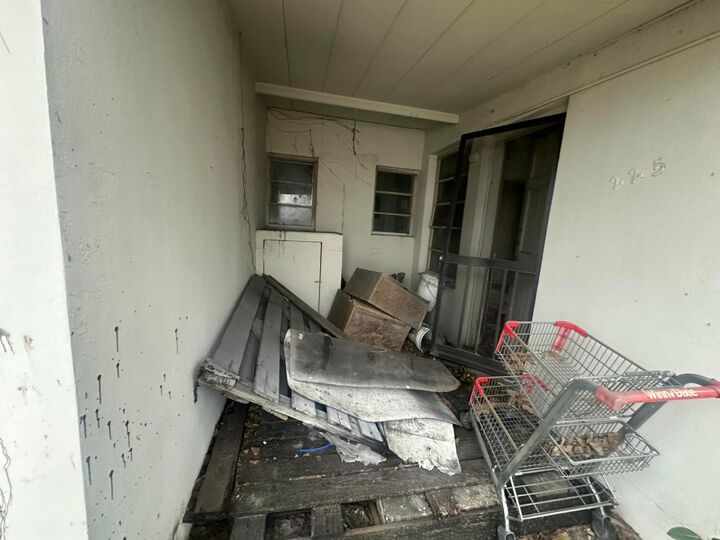 Property Photo:  223 SE 4th Street 1  FL 33009 