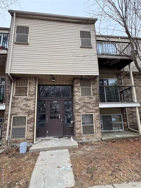 Property Photo:  38280 Fairway Court 140B  MI 48038 