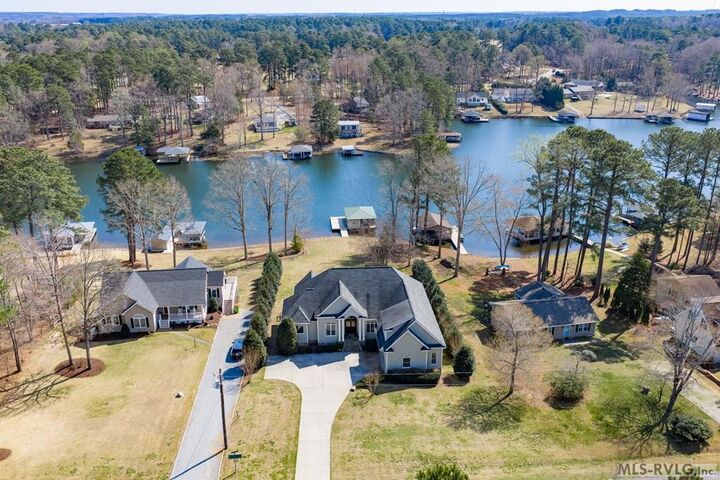 Property Photo:  11 Pine Ridge Dr S  NC 27850 