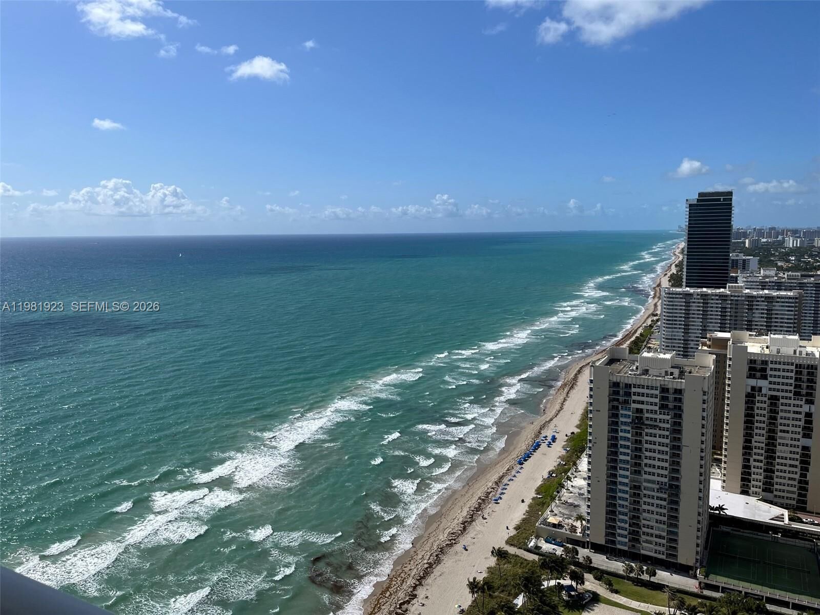 Property Photo:  1830 S Ocean Dr 4004  FL 33009 