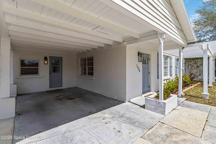 Property Photo:  1636 Grandview Way  FL 32935 