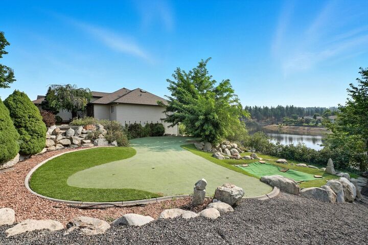 Property Photo:  527 S Shelley Lake Ln  WA 99037 