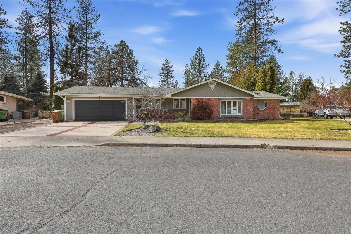 Property Photo: 7151 N Audubon Dr WA 99208