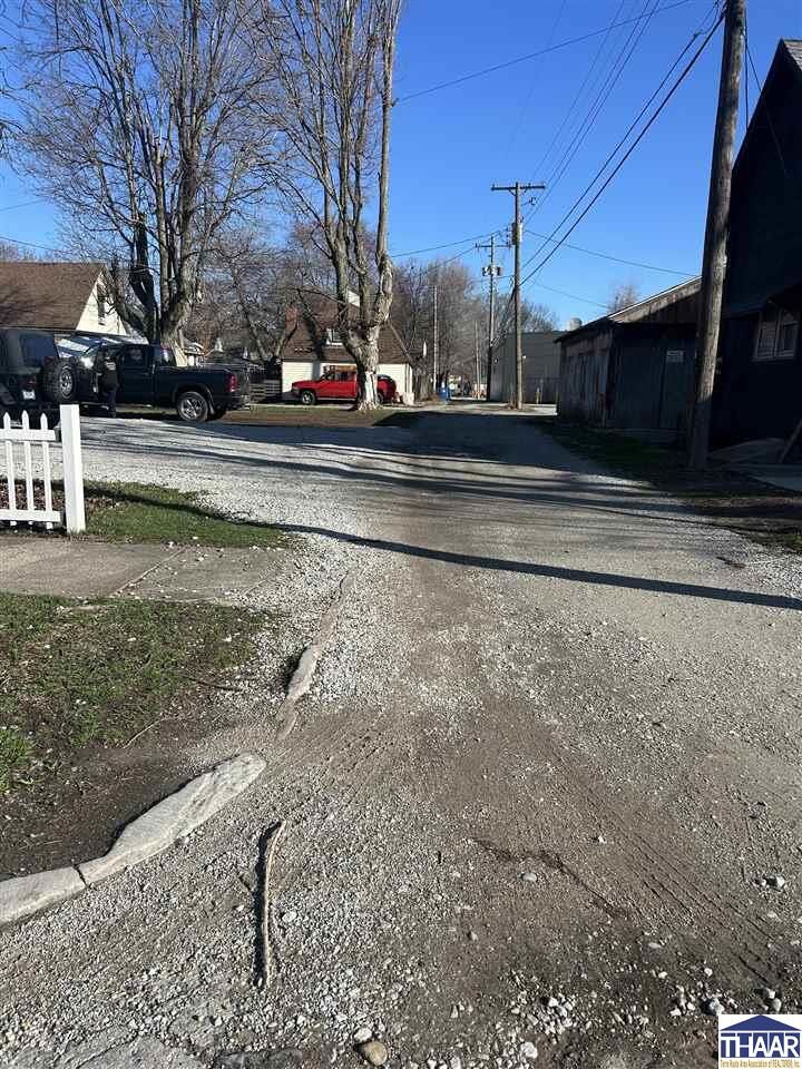 Property Photo: 1112 Buckeye Street IN 47804