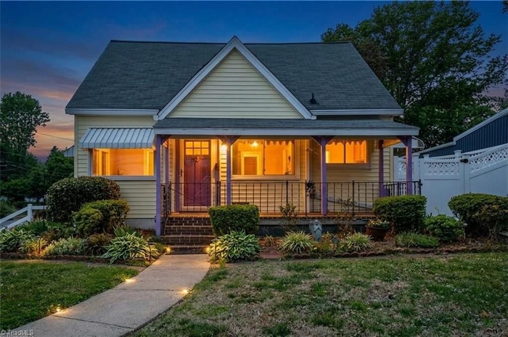 Property Photo: 520 Gales Avenue NC 27103