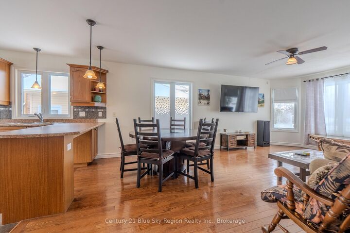 Property Photo:  166 Carmichael Drive  ON P1B 8G2 