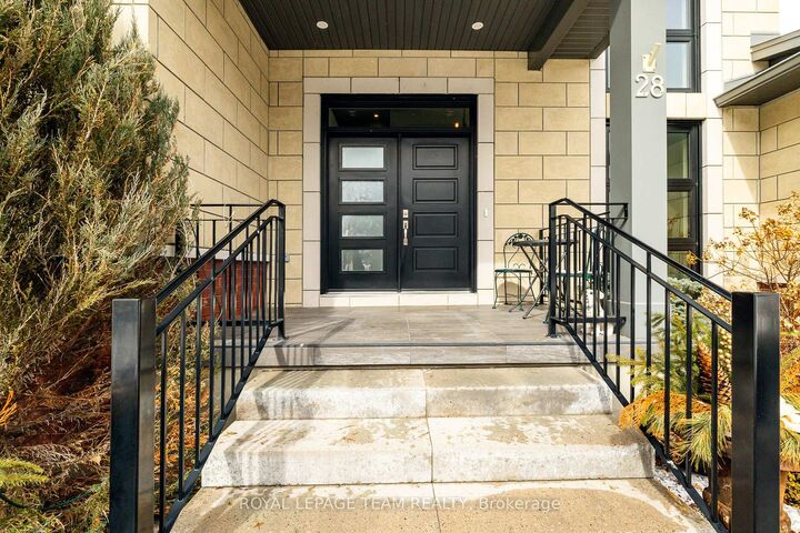 Property Photo:  28 George Street  ON K0G 1X0 