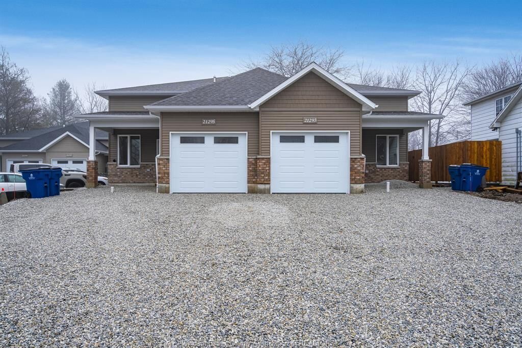 Photo de la propriété:  21295 Harbour Road 2  ON N0P 2P0 