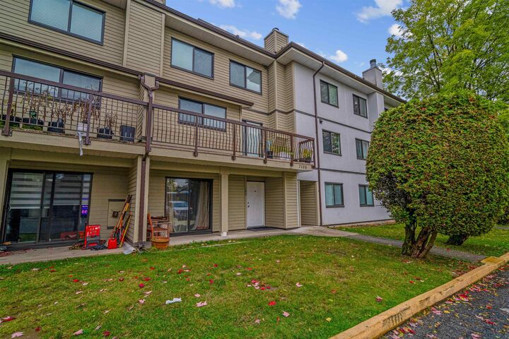 7150 133 Street 102 — photo 1