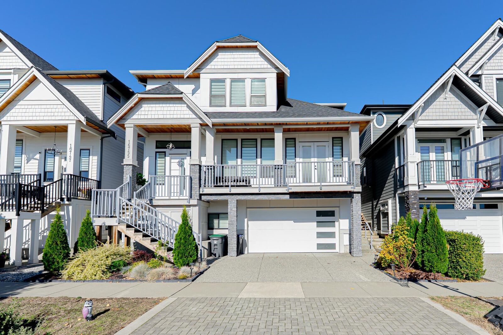 Property Photo: 16755 16A Avenue BC V3Z 0B4