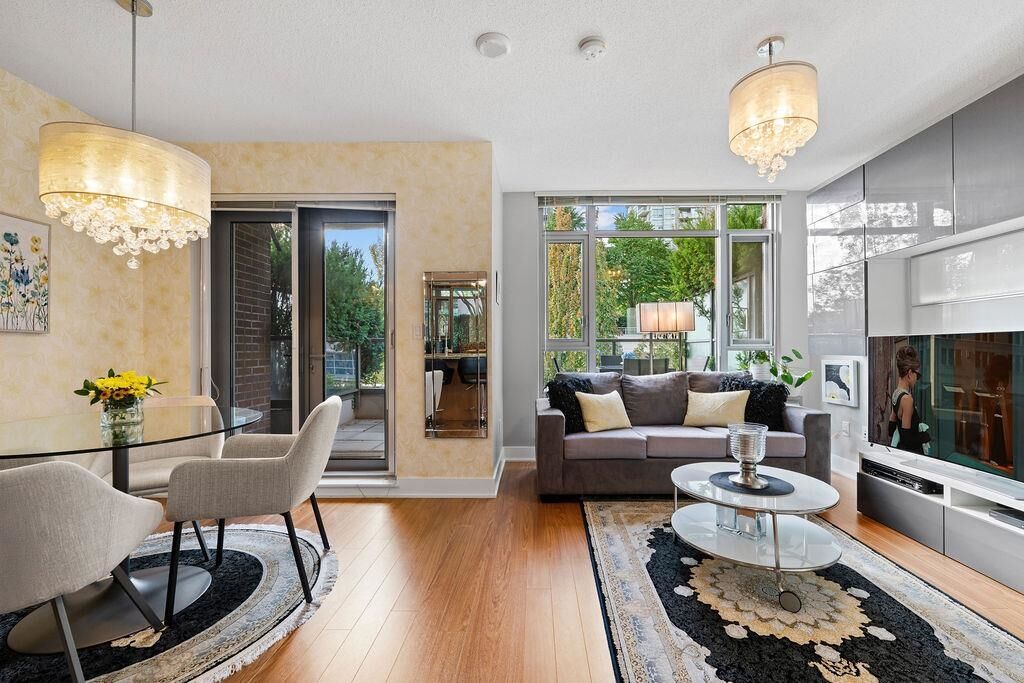 Photo de la propriété:  1155 The High Street 306  BC V3B 7W4 